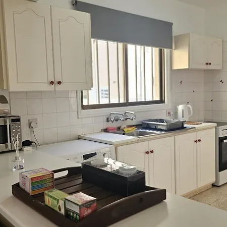 Retro Retreat Apartment Protaras